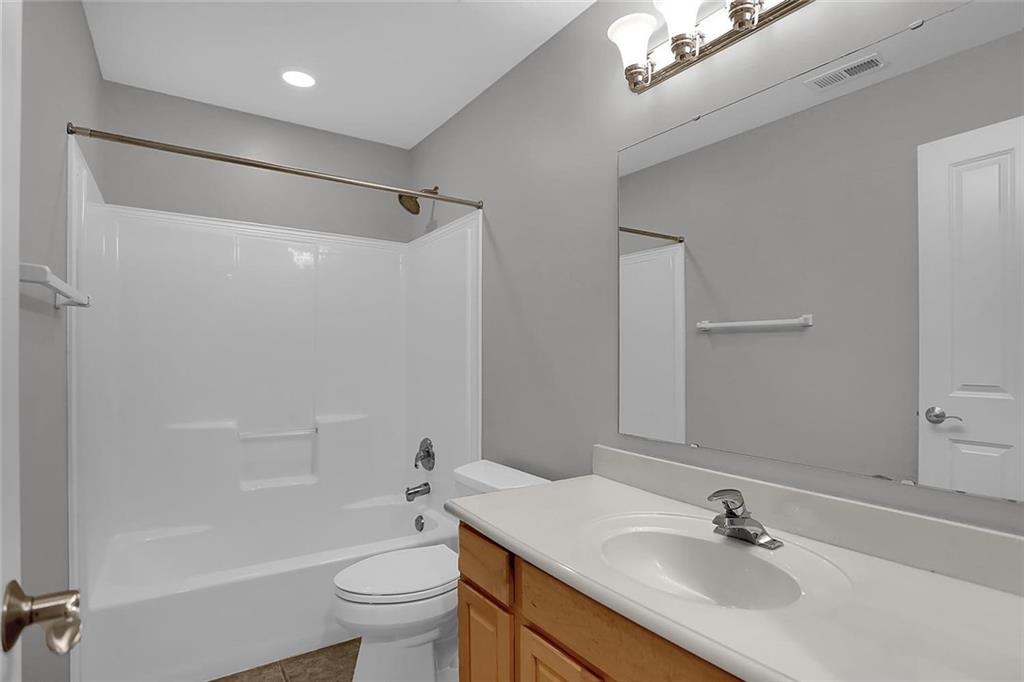 2004 Rhettsbury Street Carmel, IN 46032 - Photo 35 of 43 Gallery Image 35