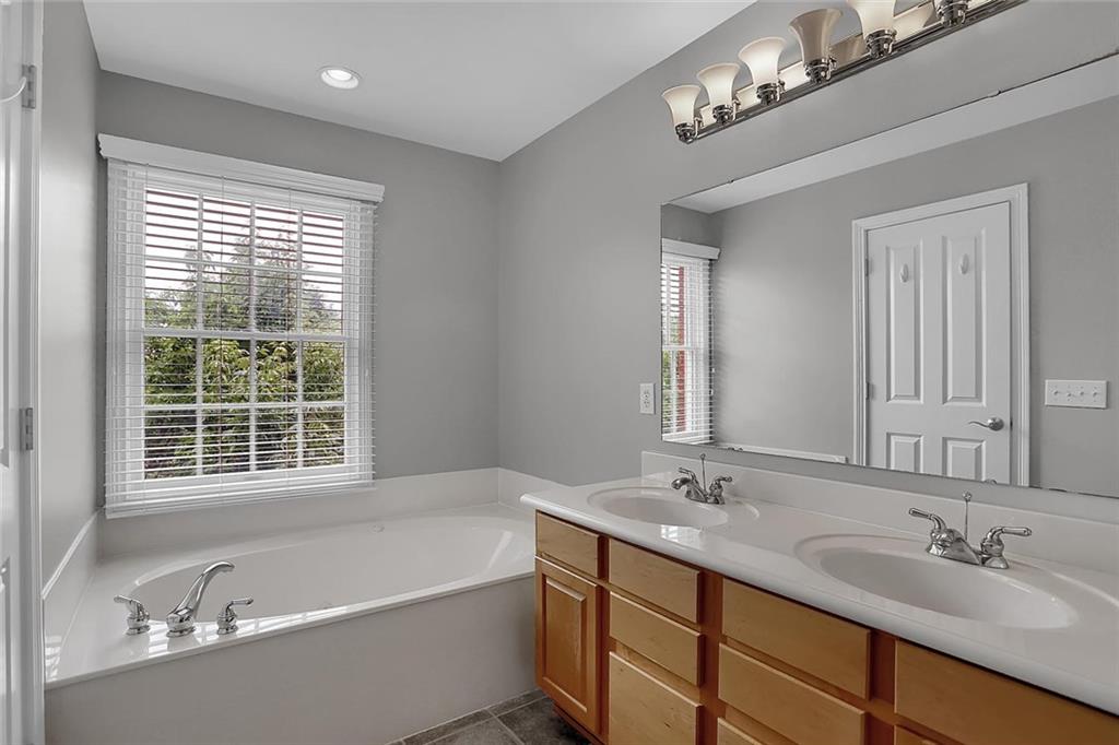 2004 Rhettsbury Street Carmel, IN 46032 - Photo 42 of 43 Gallery Image 42