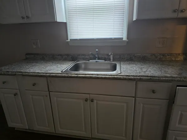 $90,000 | 21706 Rausch Avenue, Eastpointe, MI 48021