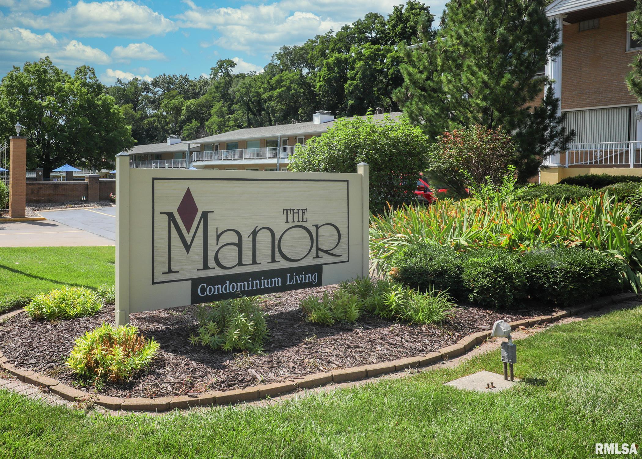 1104 Kimberly Road, Unit 101 Bettendorf, IA 52722 - Photo 1 of 11 Gallery Image 1
