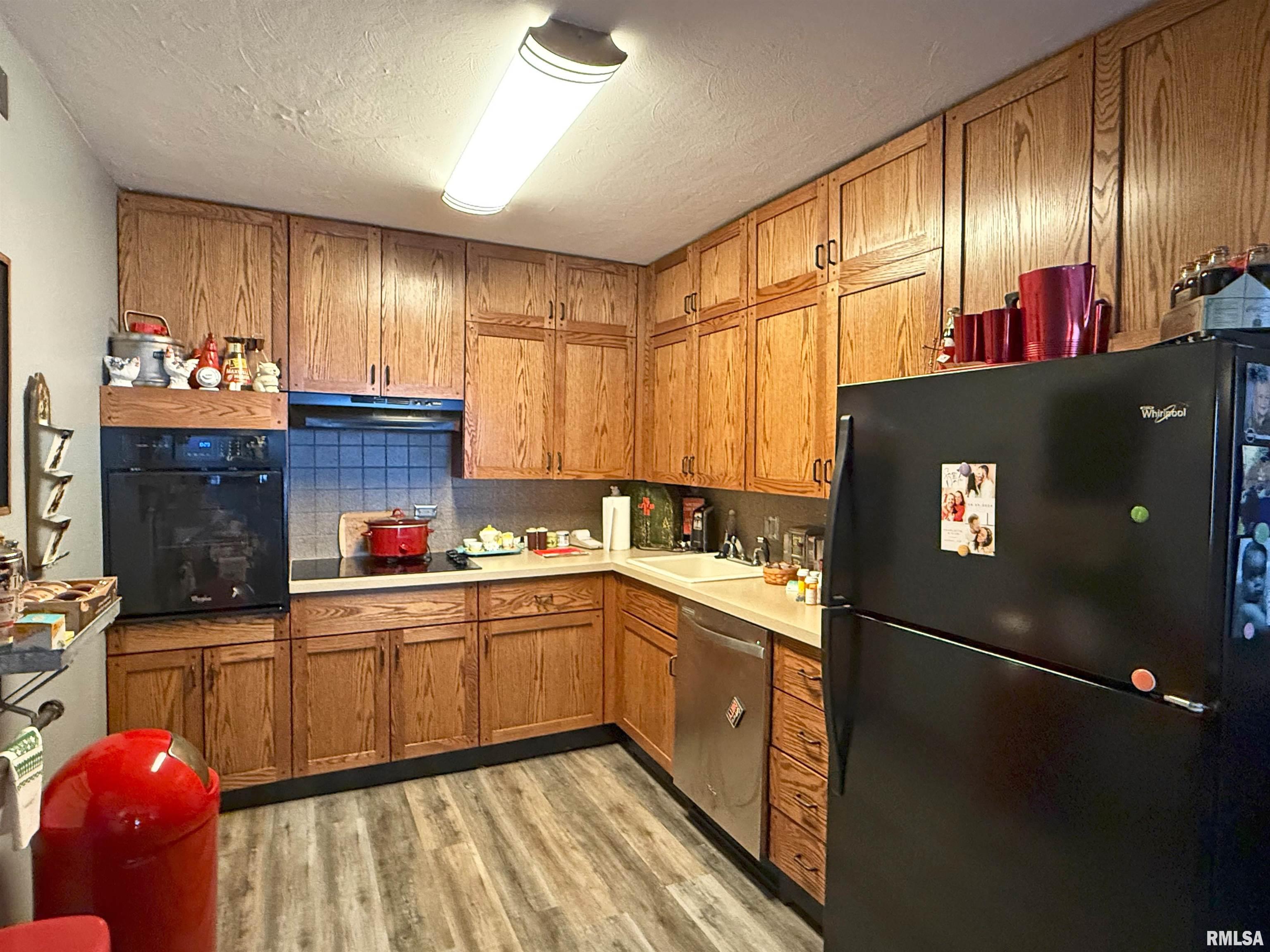 1104 Kimberly Road, Unit 101 Bettendorf, IA 52722 - Photo 4 of 11 Gallery Image 4