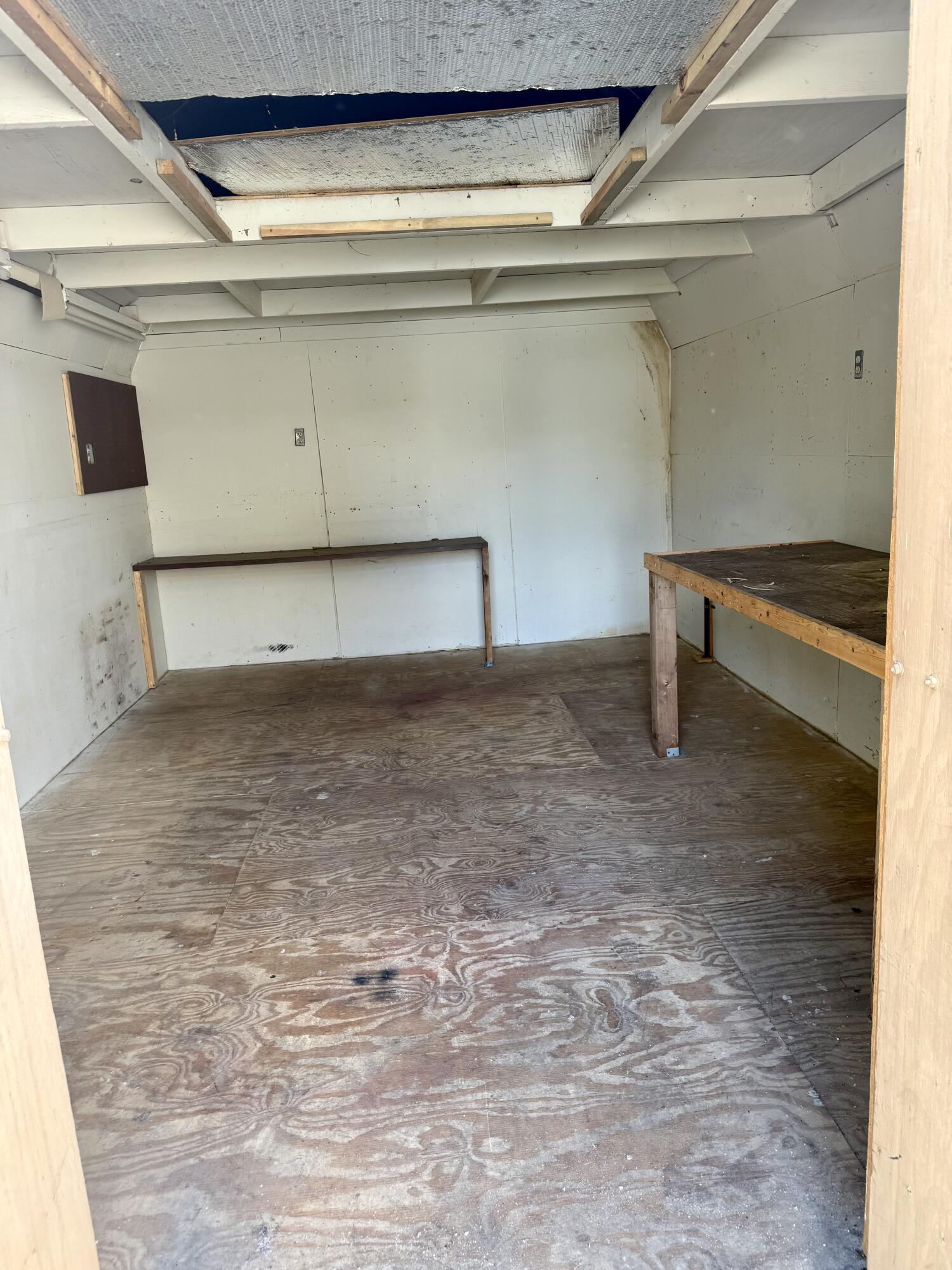 539 North Raymond Street Griffith, IN 46319 - Photo 20 of 24 a view of an empty room