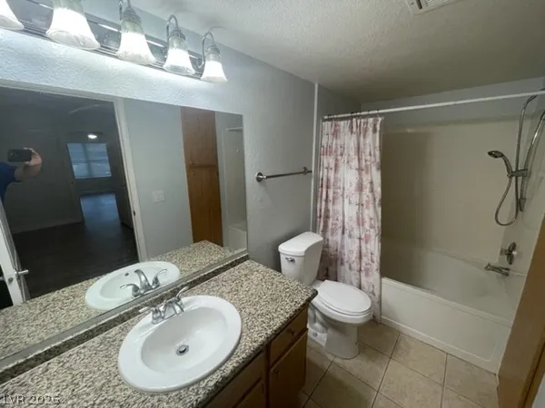 $1,450 | 5055 West Hacienda Avenue, Unit 1056, Las Vegas, NV 89118