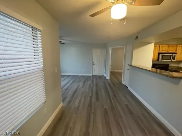 $1,450 | 5055 West Hacienda Avenue, Unit 1056, Las Vegas, NV 89118