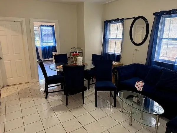 $1,600 | 44 West 54th Street, Unit 2F, Bayonne, NJ 07002