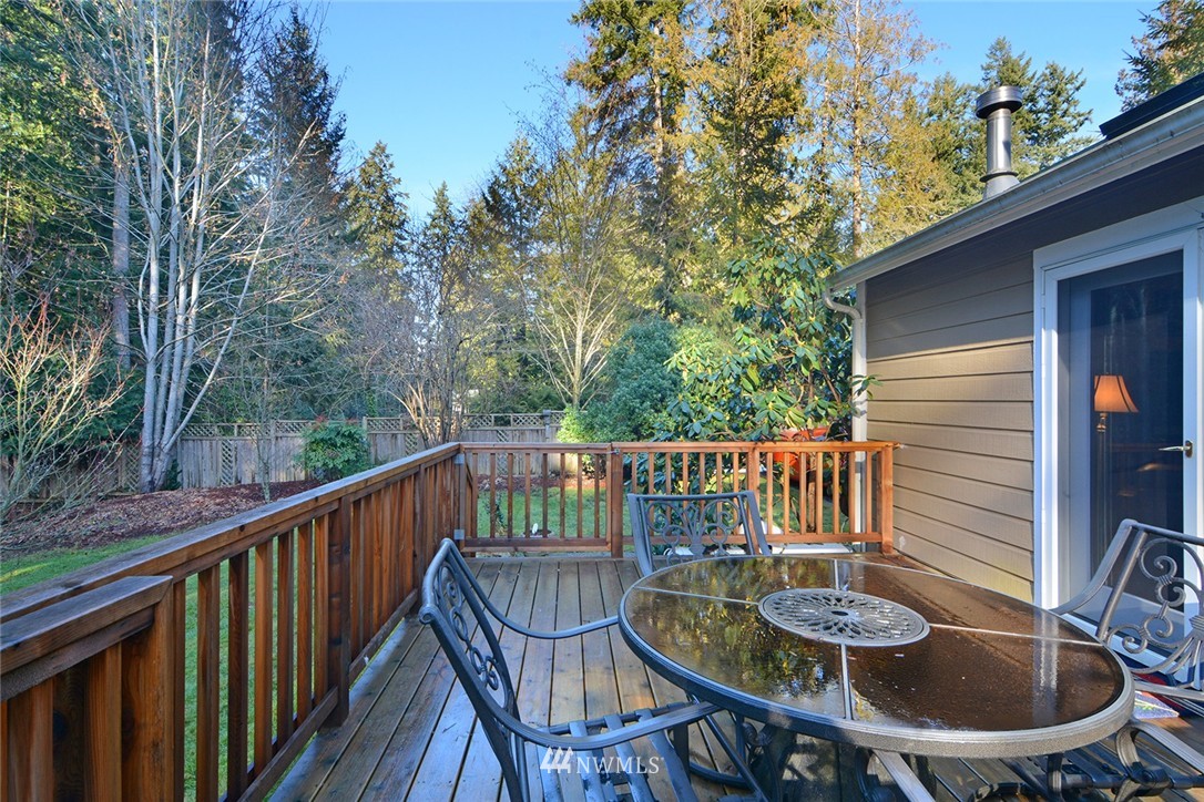 5637 Northeast Foster Road Bainbridge Island, WA 98110 - Photo 19 of 25 Gallery Image 19