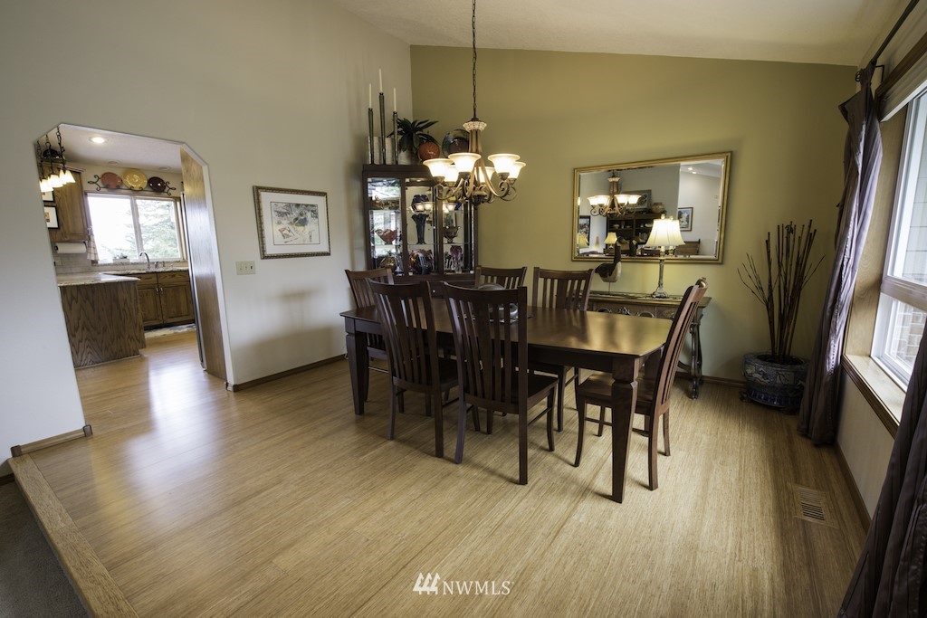 126 Rue Creek Road Raymond, WA 98577 - Photo 11 of 25 Gallery Image 11