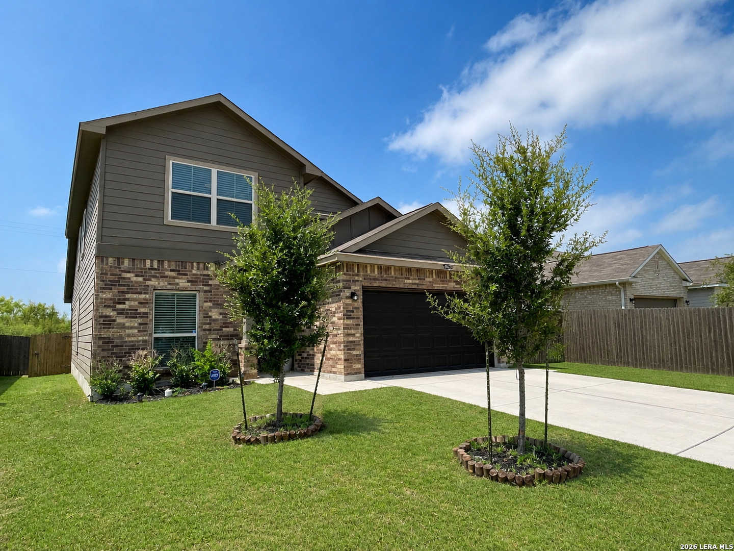 10354 Waverunner Converse, TX 78109 - Photo 2 of 17