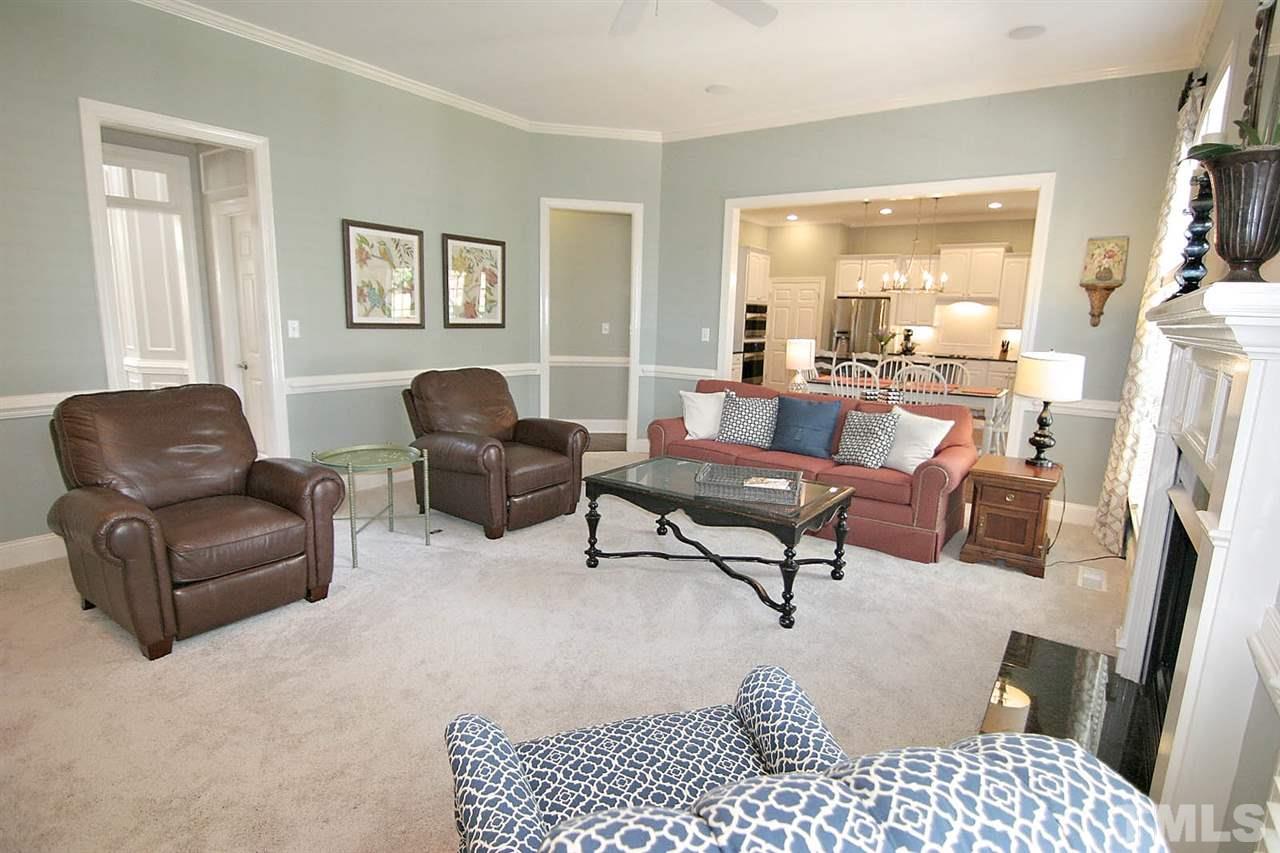 2917 Elmgate Way Raleigh, NC 27614 - Photo 8 of 25 Gallery Image 8