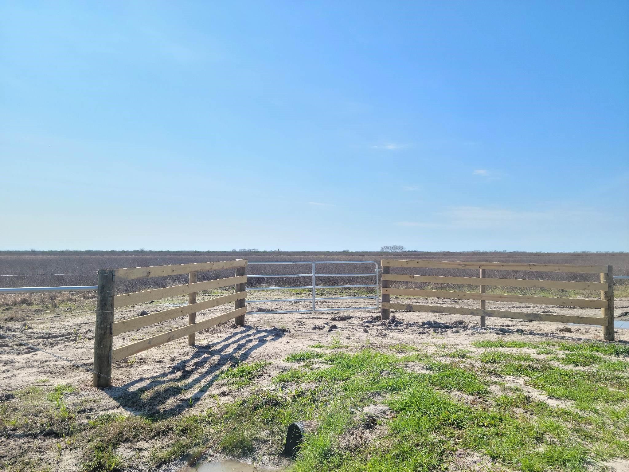 3 Cr 390 Gillette Road Palacios, TX 77465 - Photo 7 of 10