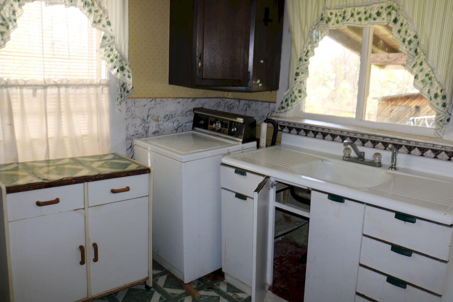 59 Randall Street Anson, ME 04911 - Photo 8 of 21 IMG_3692