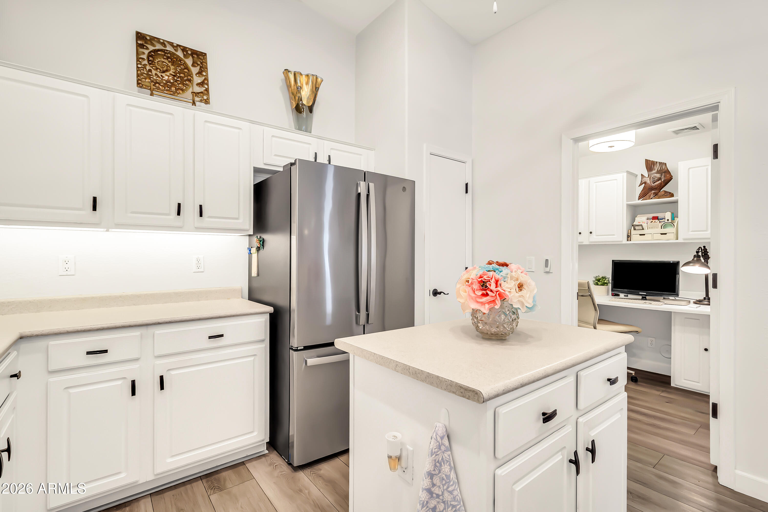 4684 East Walnut Road Gilbert, AZ 85298 - Photo 8 of 58 4684 E Walnut Rd-19