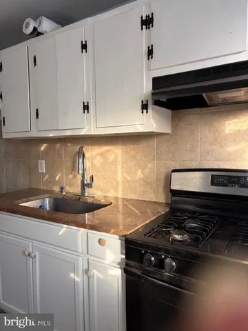 $1,800 | 52 3rd Avenue, Roebling, NJ 08554