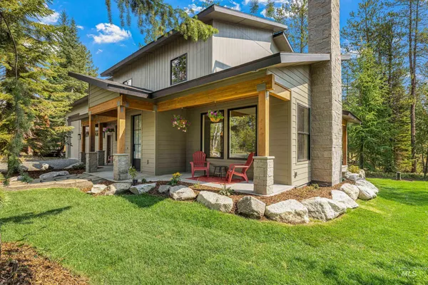 $995,000 | 12850 Aurora Drive, Donnelly, ID 83615