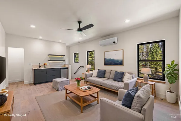 $995,000 | 12850 Aurora Drive, Donnelly, ID 83615