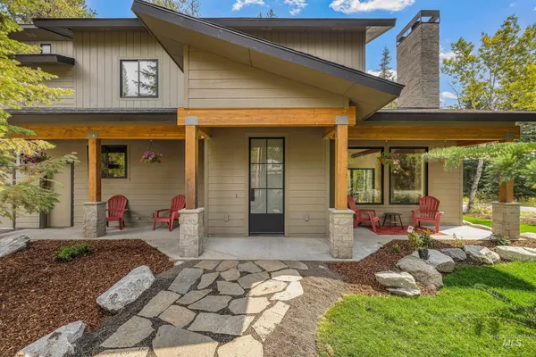 $995,000 | 12850 Aurora Drive, Donnelly, ID 83615