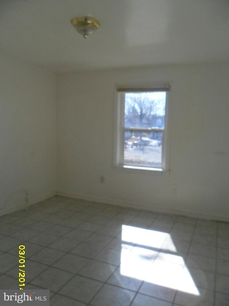 5809 Rittenhouse Street Riverdale, MD 20737 - Photo 3 of 10 Dining Room