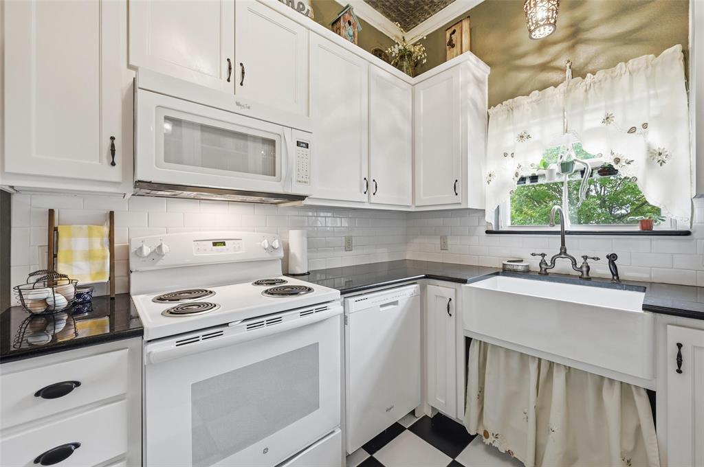 2960 Flat Rock Road Azle, TX 76020 - Photo 17 of 40