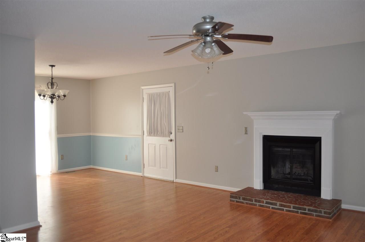 107 Patio Road Easley, SC 29642 - Photo 6 of 32 Gallery Image 6