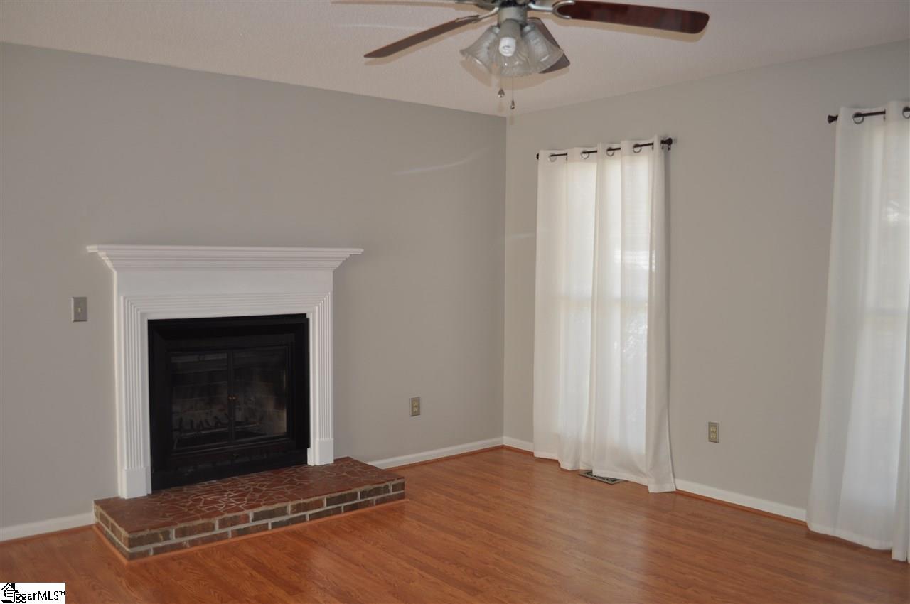 107 Patio Road Easley, SC 29642 - Photo 7 of 32 Gallery Image 7