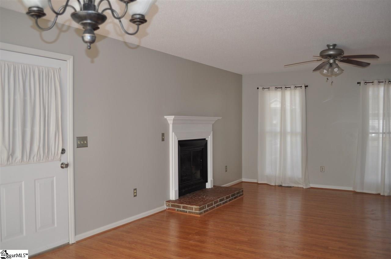107 Patio Road Easley, SC 29642 - Photo 9 of 32 Gallery Image 9