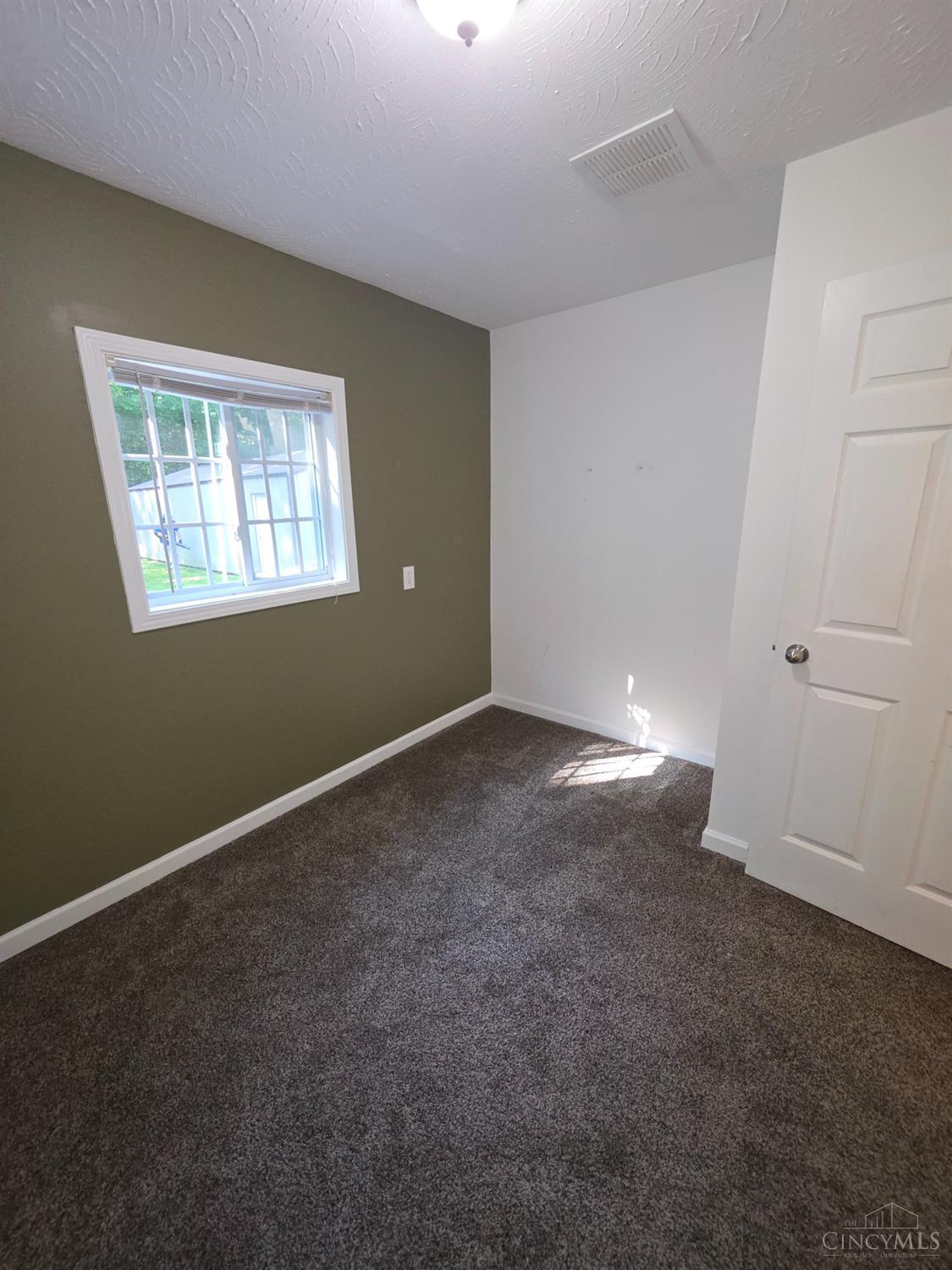1894 Parker Road Goshen, OH 45122 - Photo 11 of 19