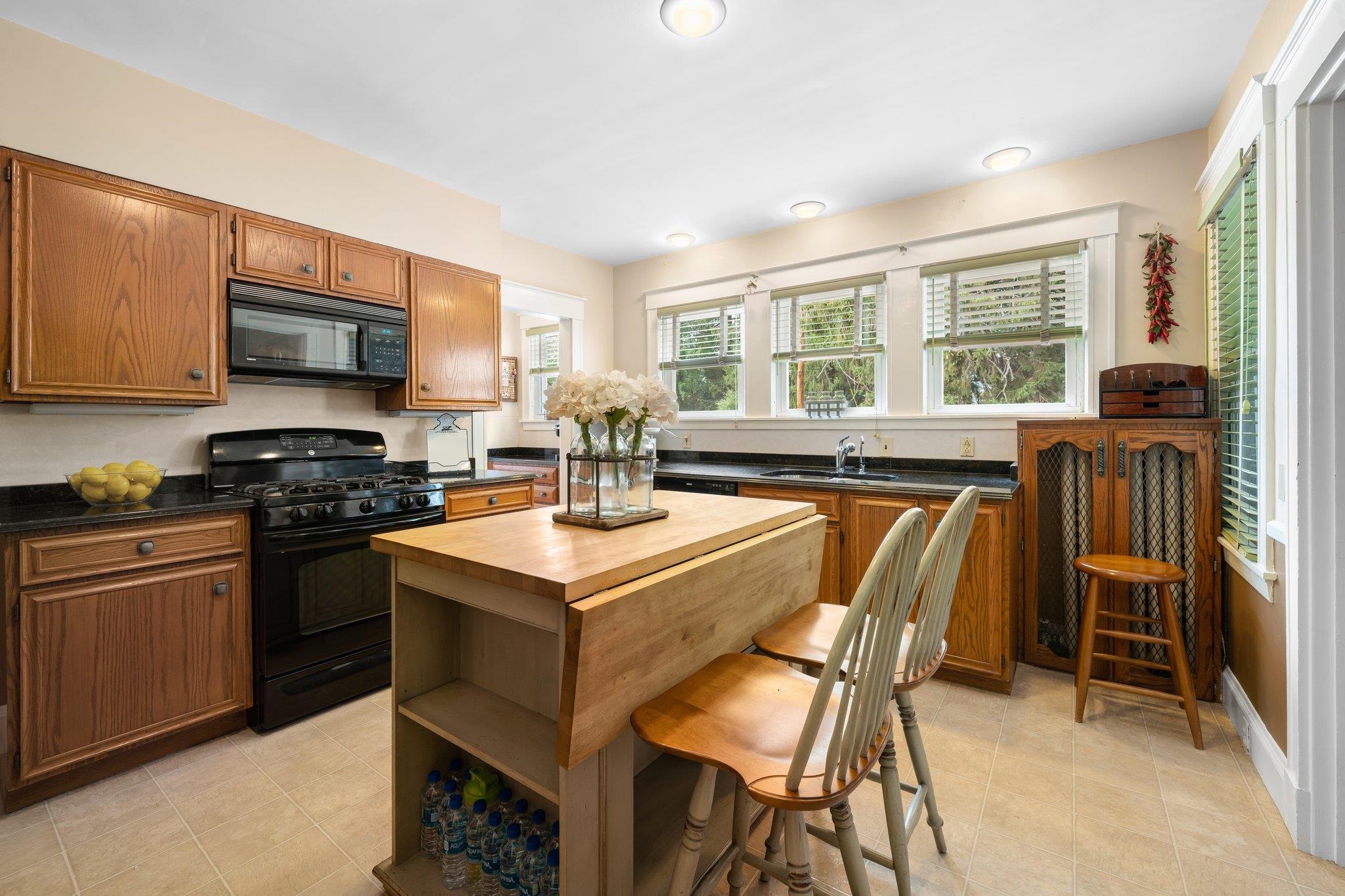 71 Lafayette Road Hampton Falls, NH 03844 - Photo 11 of 40