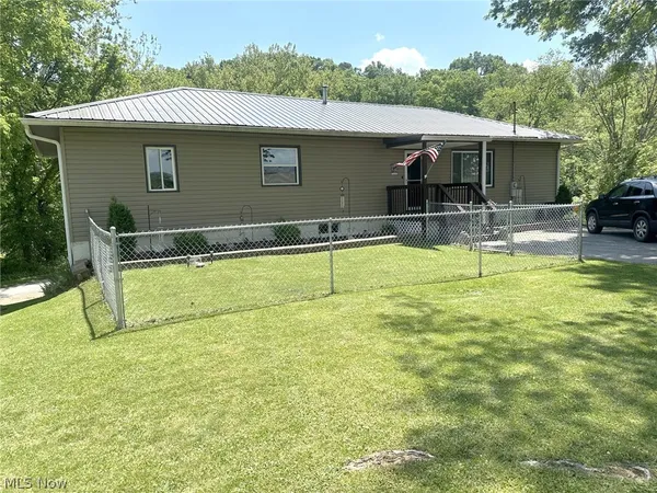 $255,000 | 459 Elizabeth Pike, Mineral Wells, WV 26150