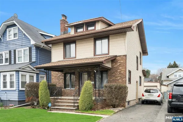 $450,000 | 118 Lexington Avenue, Bloomfield, NJ 07003