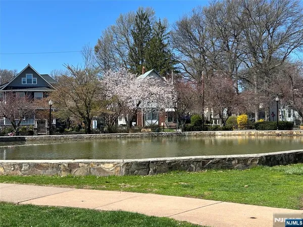 $450,000 | 118 Lexington Avenue, Bloomfield, NJ 07003