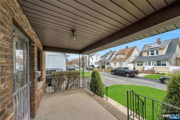 $450,000 | 118 Lexington Avenue, Bloomfield, NJ 07003