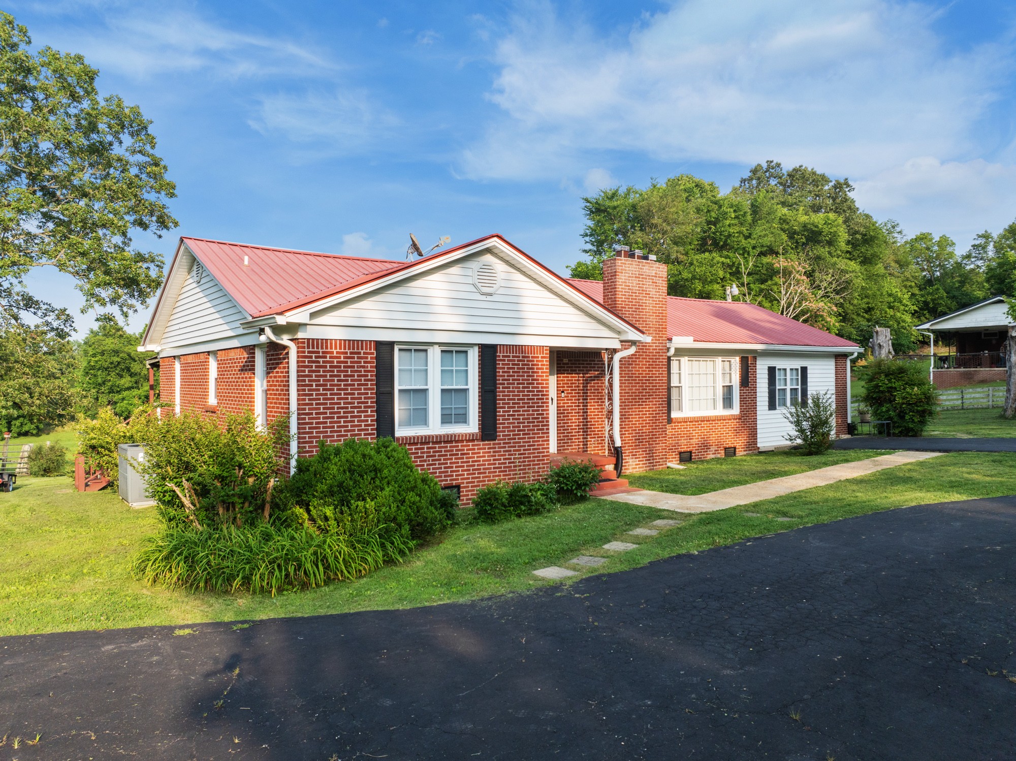 6759 Mt Carmel Road Decaturville, TN 38329 - Photo 32 of 40 Gallery Image 32
