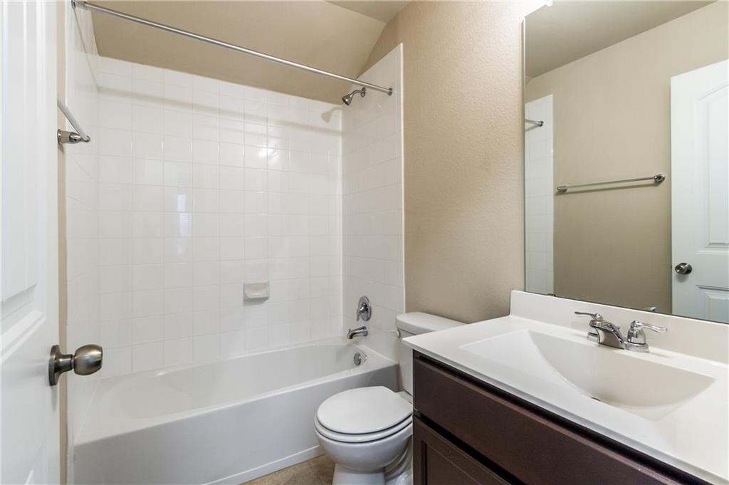 6521 Ranchito Drive Austin, TX 78744 - Photo 27 of 40