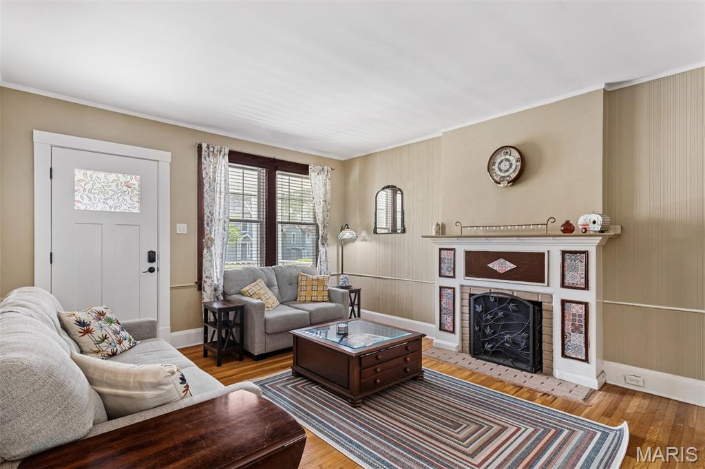 329 Stark Court Webster Groves, MO 63119 - Photo 12 of 63 Gallery Image 12