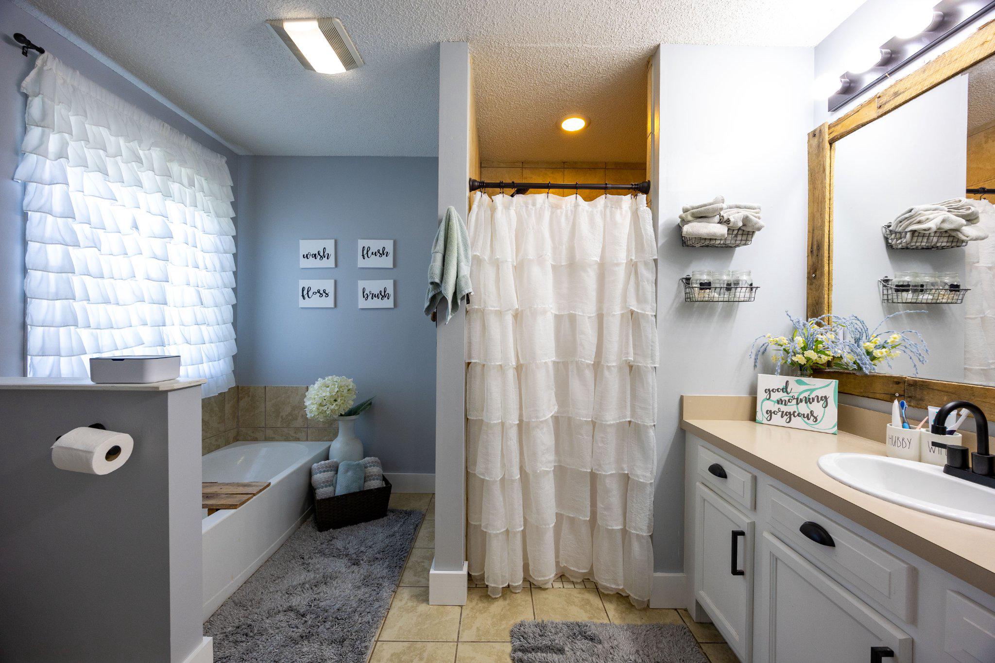 677 Ridge Road South Martinsburg, WV 25403 - Photo 34 of 72 Primary Bathroom