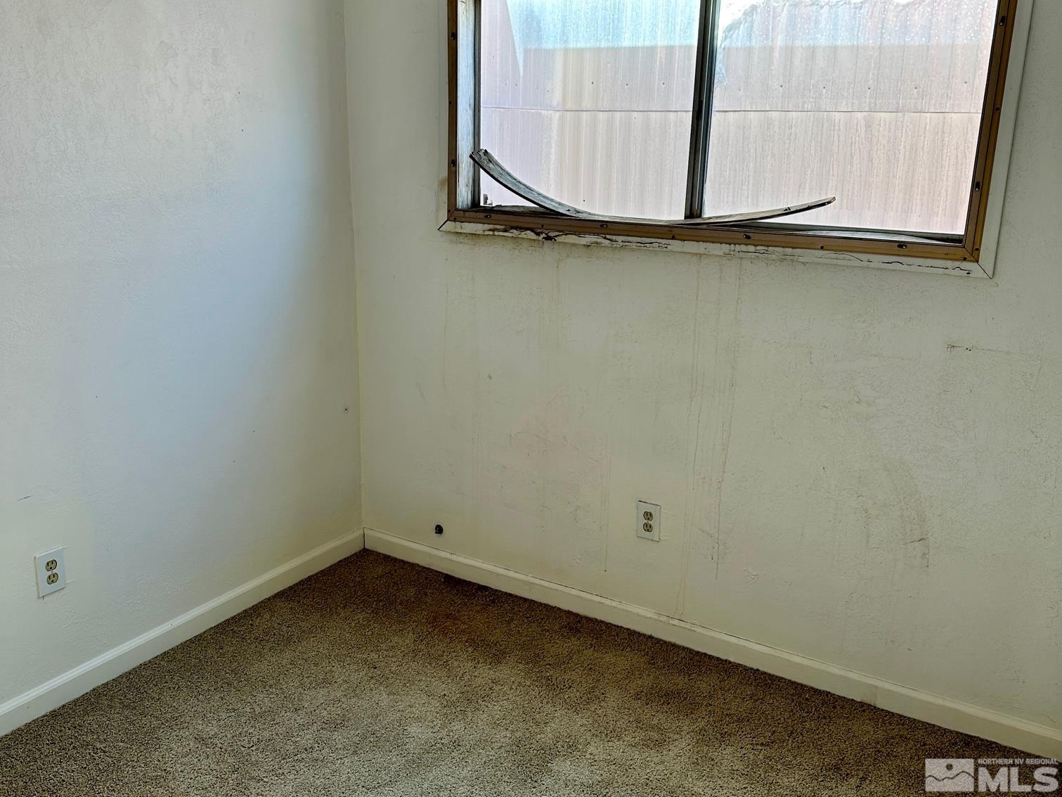 300 Scorpio Circle Reno, NV 89521 - Photo 11 of 16 a view of a small space
