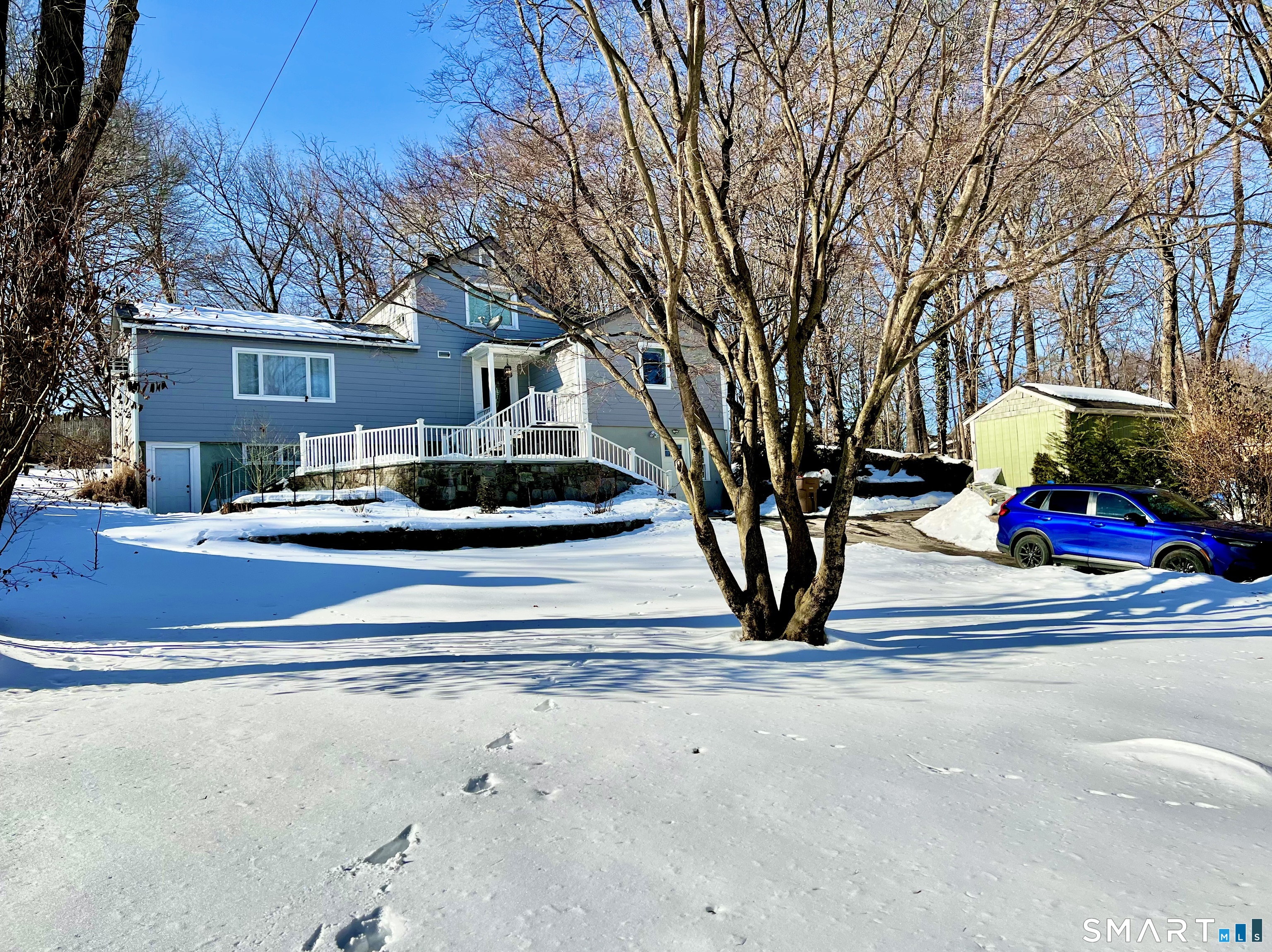 38 Woods End Road Stamford, CT 06905 - Photo 28 of 30