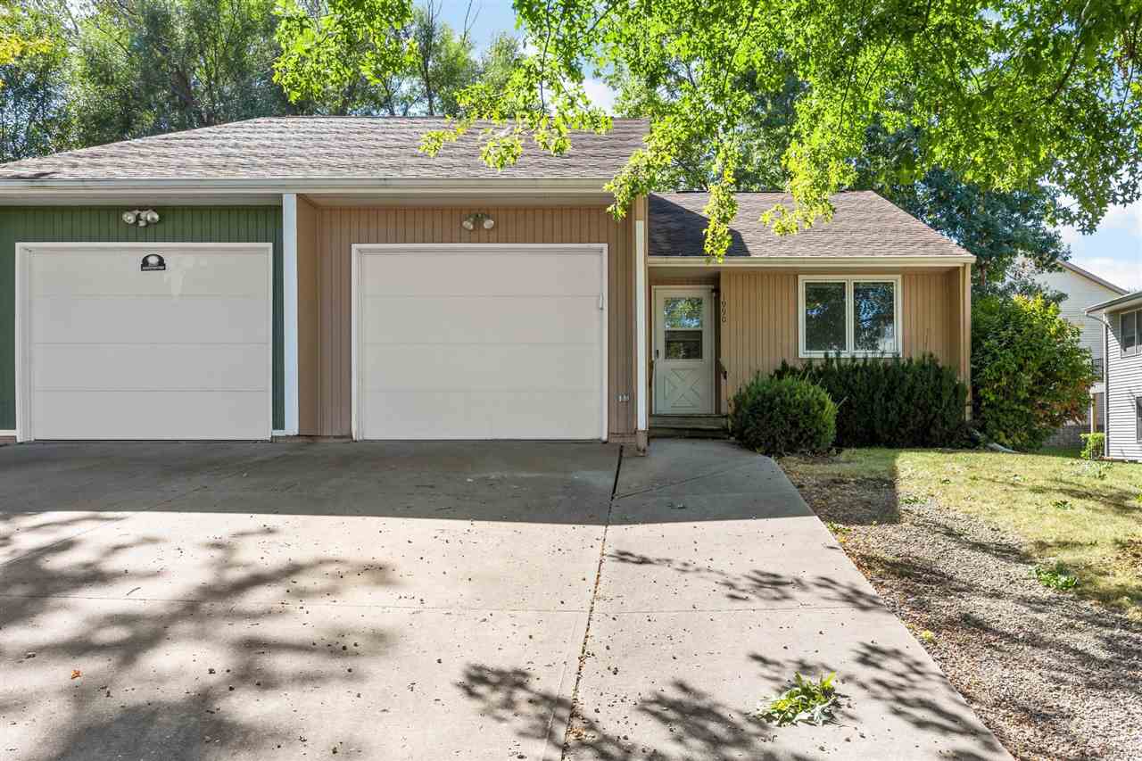 1990 Holiday Road Coralville, IA 52241 - Photo 3 of 26 Gallery Image 3