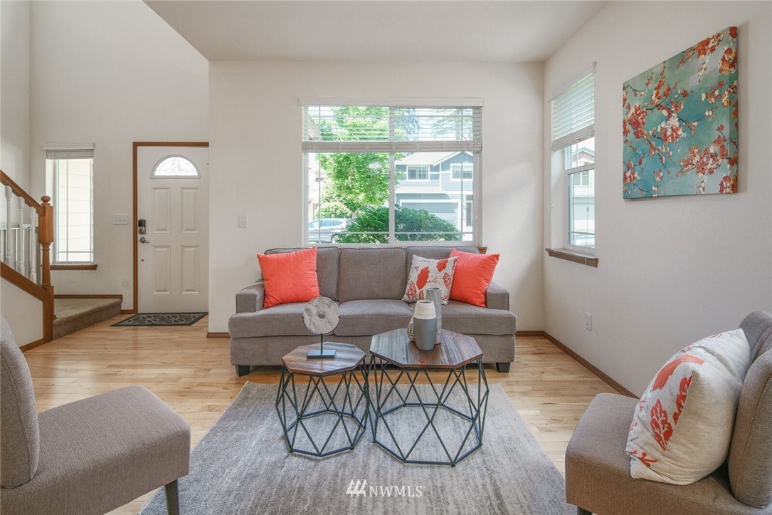 106 195th Place Southwest Bothell, WA 98012 - Photo 4 of 25