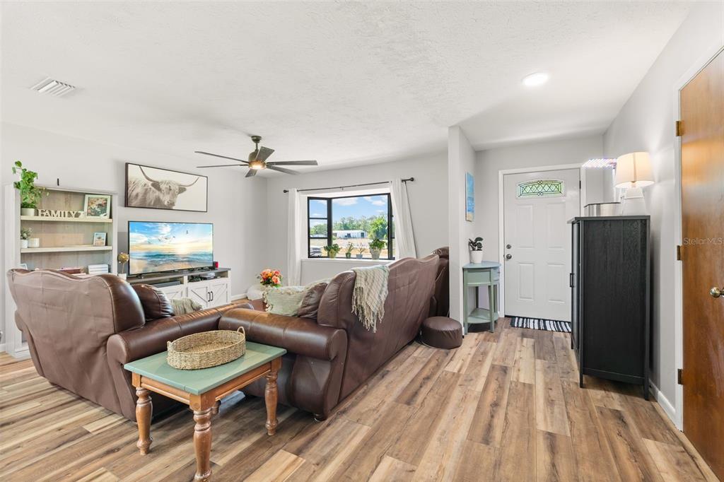 7605 Richardson Road Sarasota, FL 34240 - Photo 21 of 67