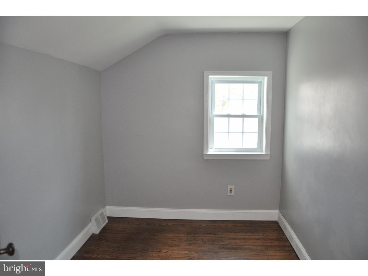205 Redford Road Oreland, PA 19075 - Photo 14 of 24 Gallery Image 14