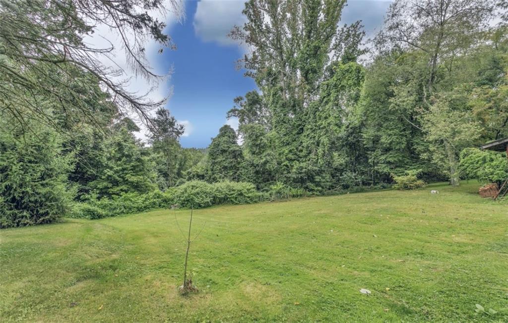 155 Baker Road Beaver Falls, PA 15010 - Photo 21 of 25 Gallery Image 21