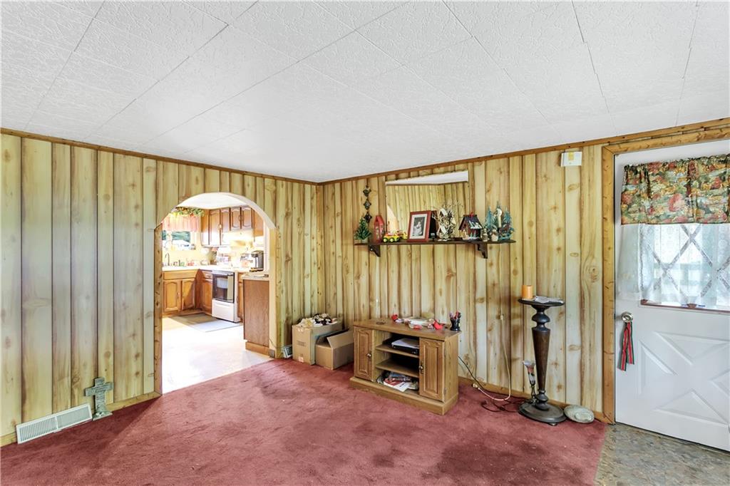 155 Baker Road Beaver Falls, PA 15010 - Photo 5 of 25 Gallery Image 5