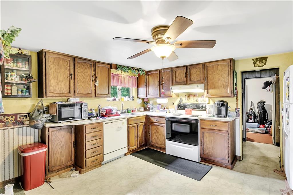 155 Baker Road Beaver Falls, PA 15010 - Photo 7 of 25 Gallery Image 7