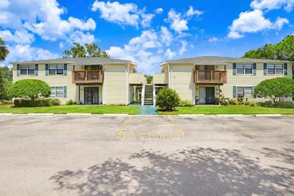 $1,700 | 137 Hunter Lake Drive, Unit C, Oldsmar, FL 34677