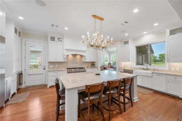 $2,200,000 | 5108 Inverness Drive, Bryan, TX 77802