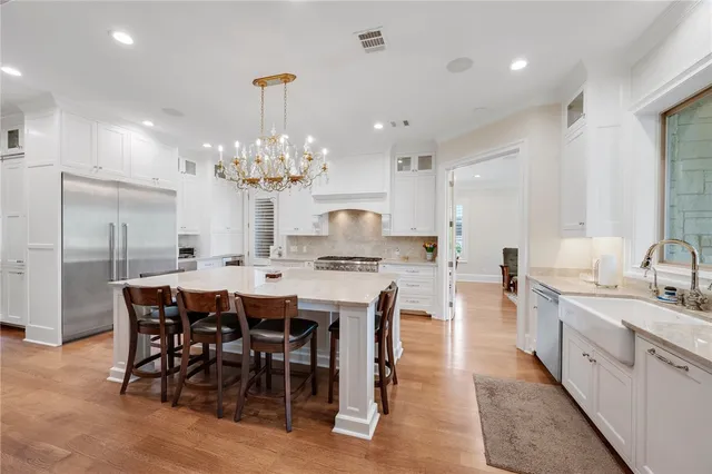 $2,200,000 | 5108 Inverness Drive, Bryan, TX 77802