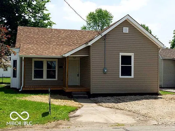$1,200 | 153 North Vaught Street, Franklin, IN 46131
