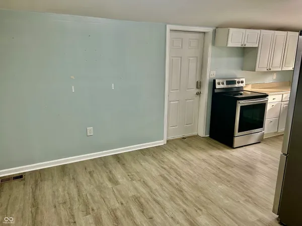 $1,200 | 153 North Vaught Street, Franklin, IN 46131