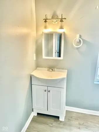 $1,200 | 153 North Vaught Street, Franklin, IN 46131
